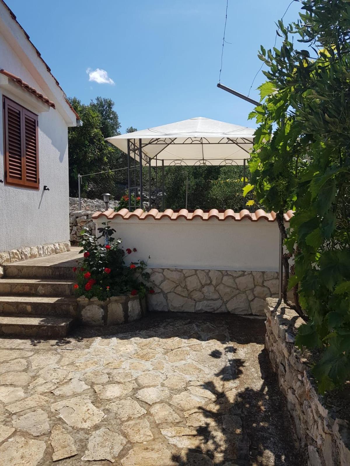 Holiday Home Nada Sali  Kültér fotó
